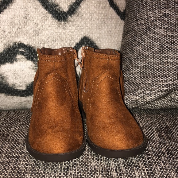 Toddler brown swayed boots - Picture 2 of 2
